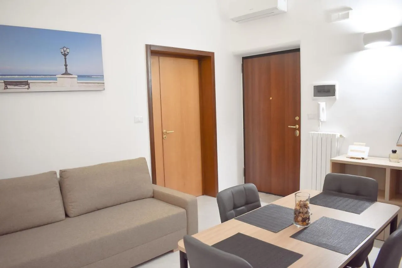 Your Home, In The Center Of Bari Appartamento