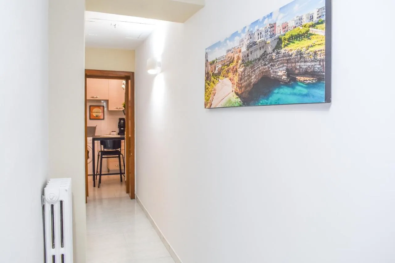 Your Home, In The Center Of Bari Appartamento