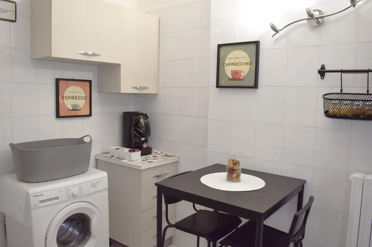 Your Home, In The Center Of Bari 0*,